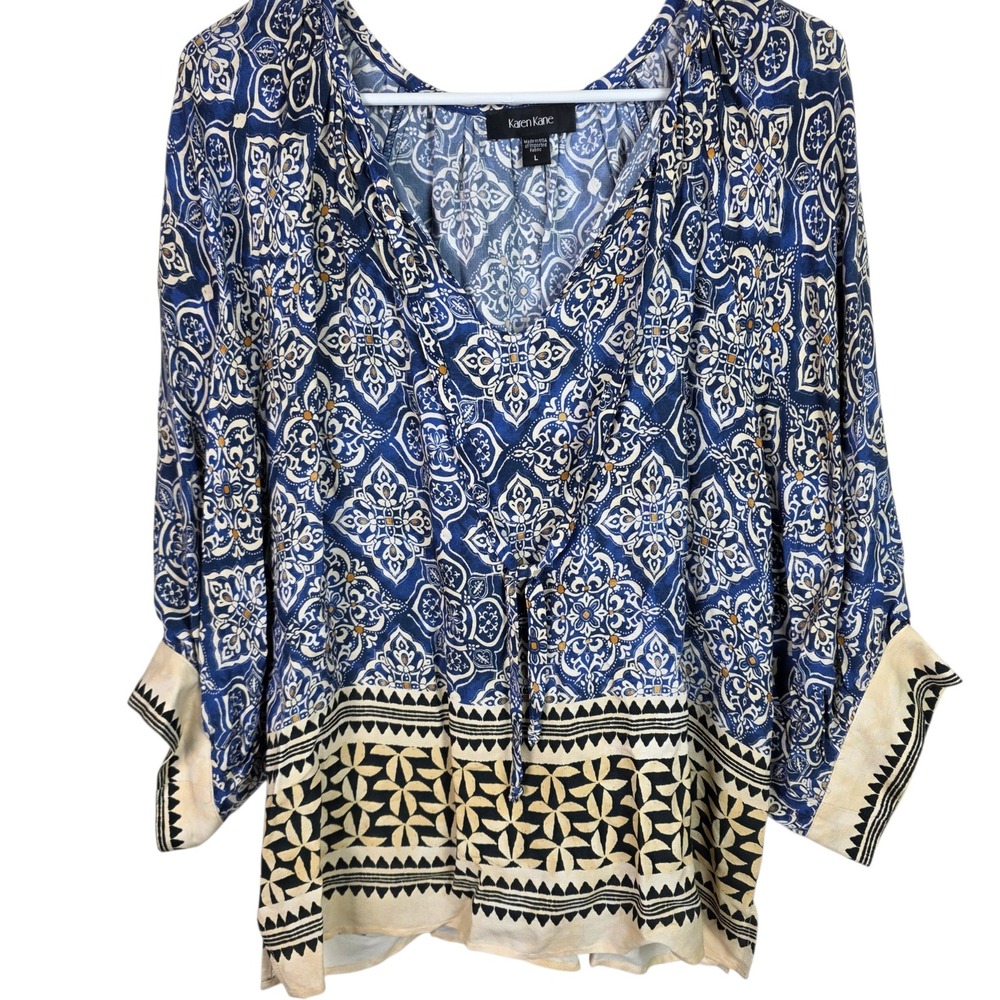 Karen Kane Blouse Women L Blue Excellent Tile Print V-Neck Relaxed Viscose Top